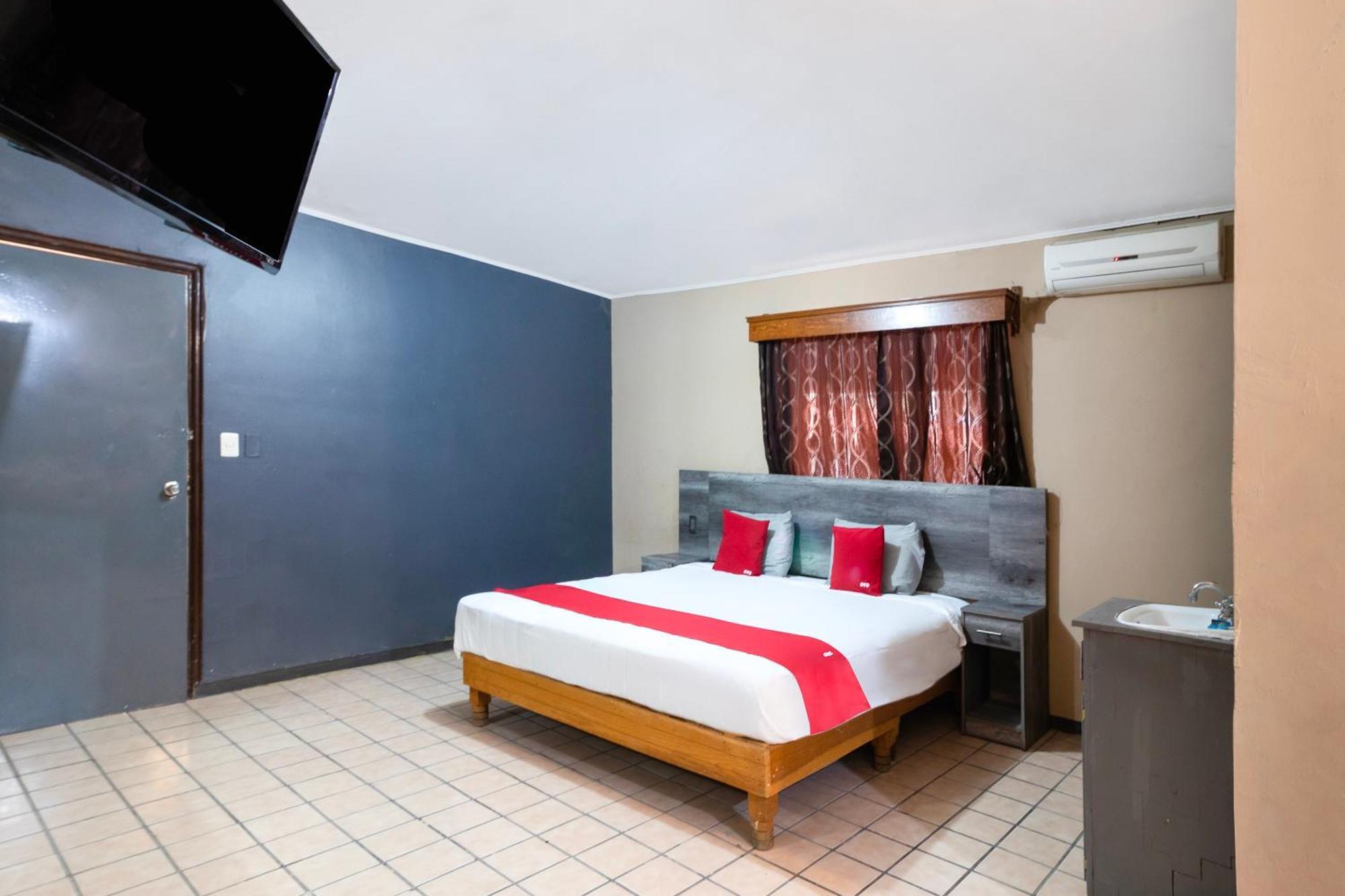 Oyo Hotel Real Del Sur, Estadio Τσιχουάχουα Εξωτερικό φωτογραφία