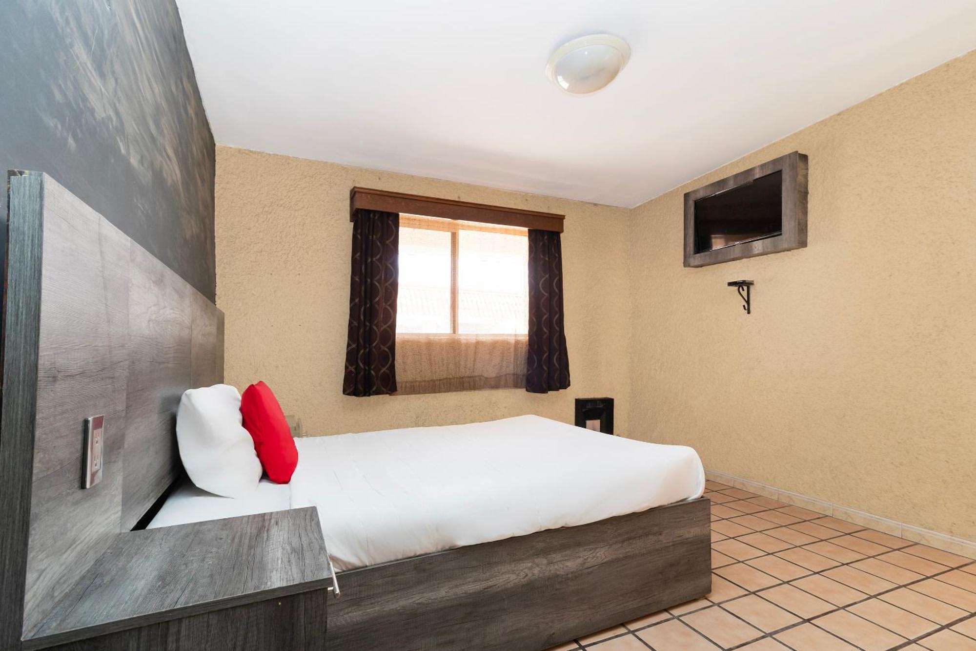 Oyo Hotel Real Del Sur, Estadio Τσιχουάχουα Εξωτερικό φωτογραφία