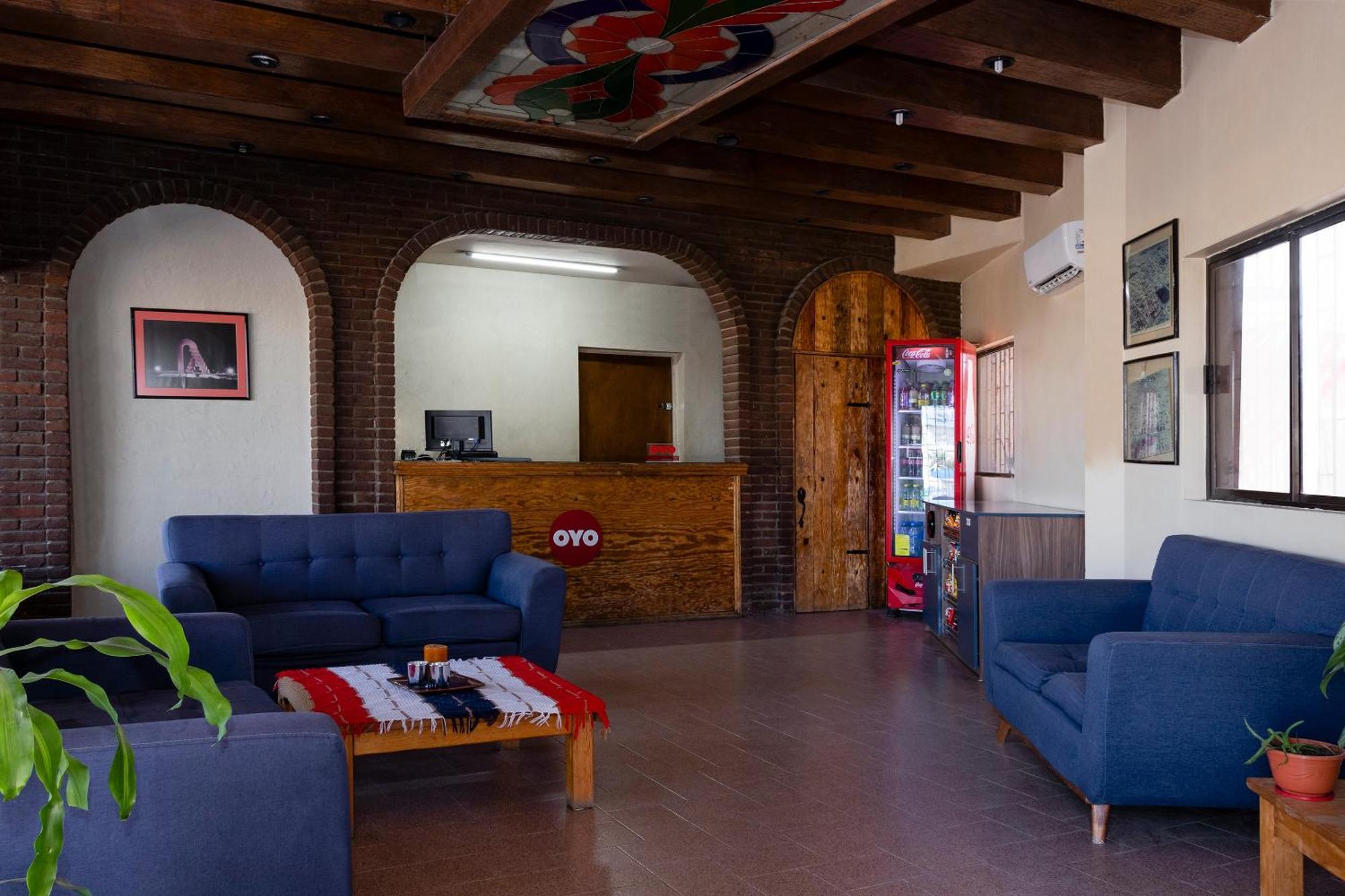 Oyo Hotel Real Del Sur, Estadio Τσιχουάχουα Εξωτερικό φωτογραφία